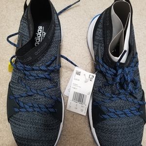 Adidas Quesa Tennis Running Shoes